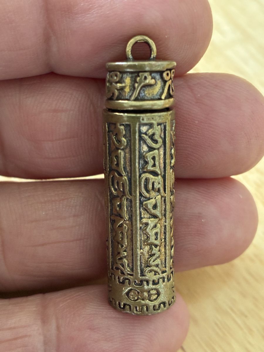 Sculptures & Statues: Tibet Népal porte amulette – D'occasion à St-Aubin-Sauges par asianart