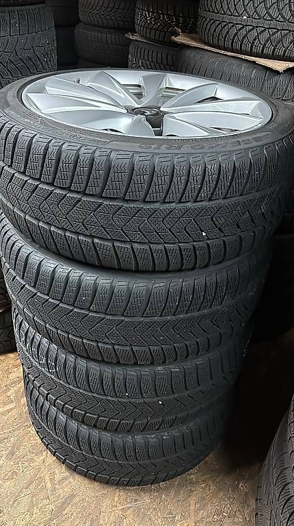 Pneus & Kompletträder: Tesla Model 3 / cerchi + gomme invernali – Gebraucht aus Manno von xmr_6zz2 2