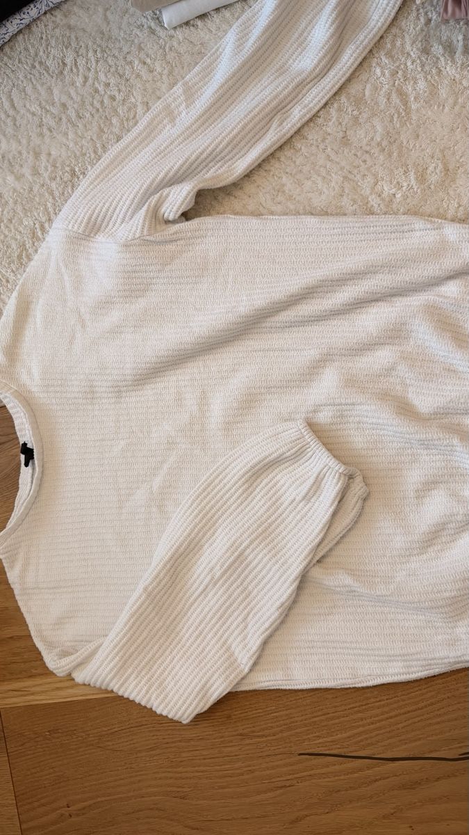 Maglioni & Felpe: 6 Pullover zu verkaufen, Grösse S-M – Usato da Nidau venduto da nin_5gk2 5
