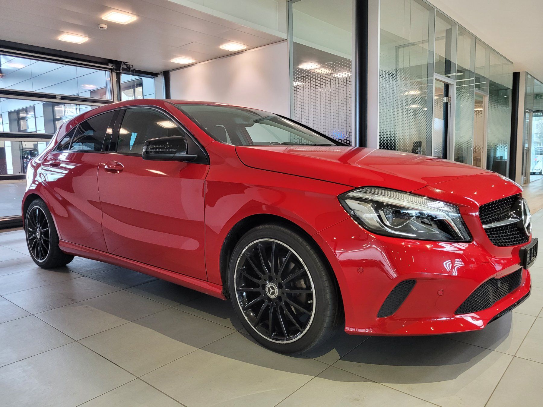 Mercedes-Benz Autos: Mercedes-Benz A 200 Urban – Gebraucht aus St. Gallen von HirschAutomobileAG 8