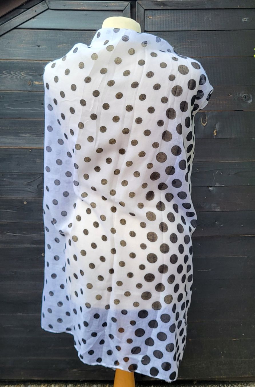 Foulard & Sciarpe: Châle 100% viscose – Nuovo e nell'imballaggio originale da Fribourg venduto da VictoriaShop7 1