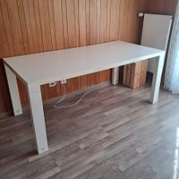 Massiver weisser Tisch 180 x 90 cm