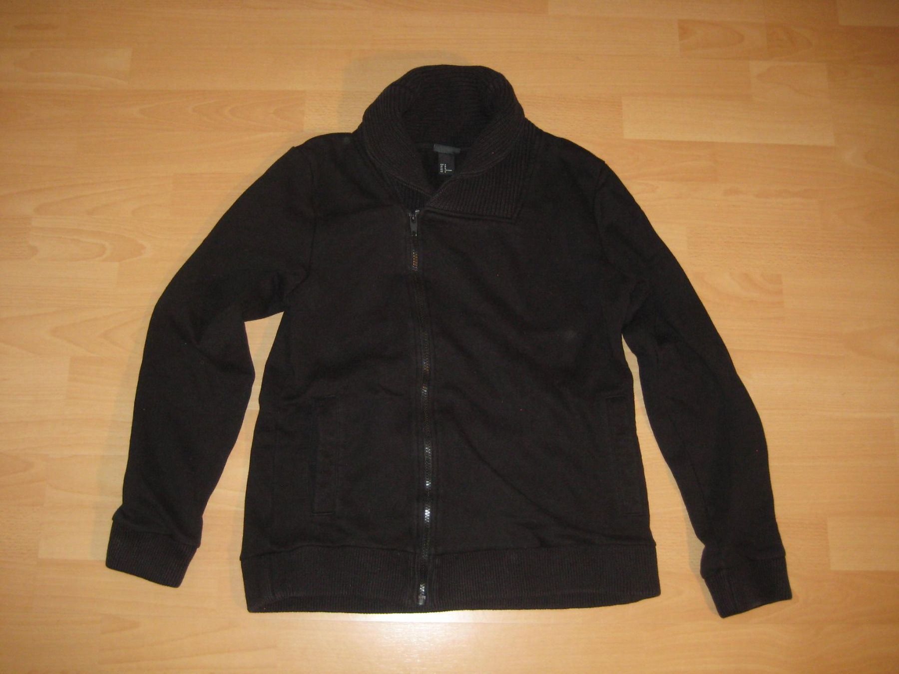 H&M Pullover & Sweatshirts: dicker Pullover mit grossem Kragen Gr. M – Gebraucht aus Greifensee von Janali01