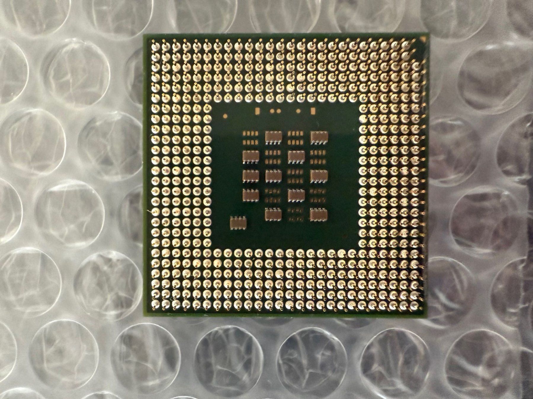 Intel Elektronikbauteile: CPU Pentium 4 2.4 GHz / 512 / 800 – Gebraucht aus Rothenburg von Patri00 1
