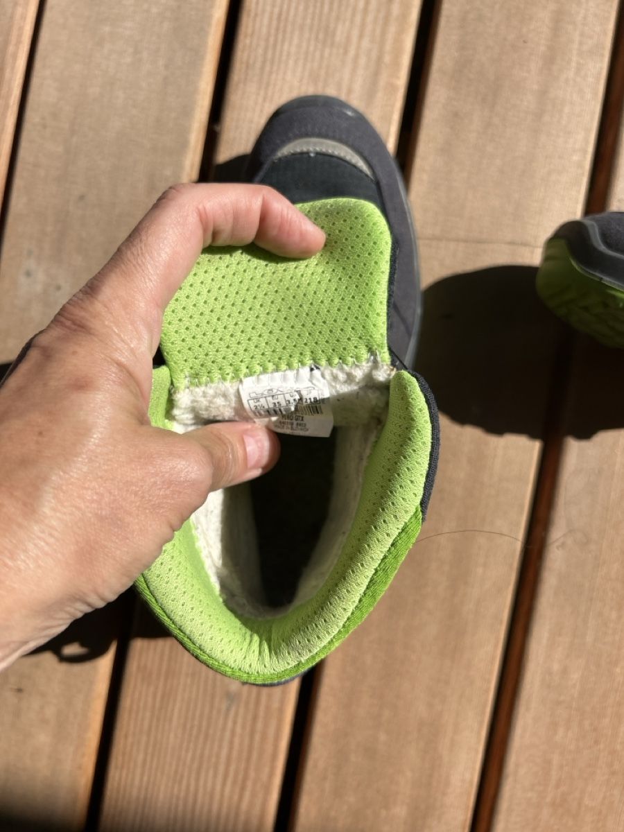 Lowa Scarpe per ragazzi: LOWA Wanderschuhe Gore-Tex size 38 grey green – Usato da Uster venduto da fam_z8zj 2