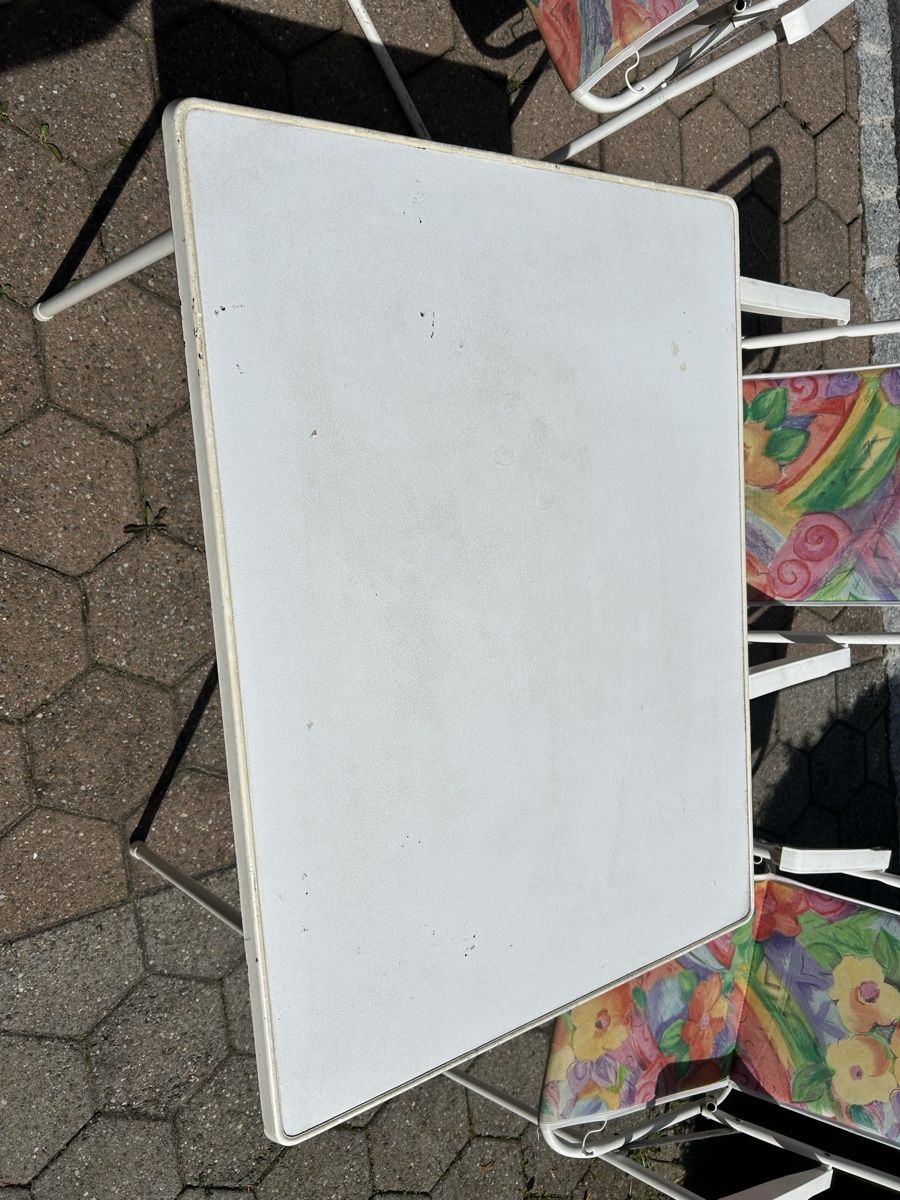 Stühle: Camping 3xklappstuhl 1x Klapptisch  – Gebraucht aus Schwarzsee von Hood68 3