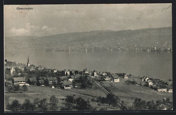 Cartoline postali: AK Oberrieden, Ortsansicht mit Kirche – Usato da Berlin venduto da bartko-reher