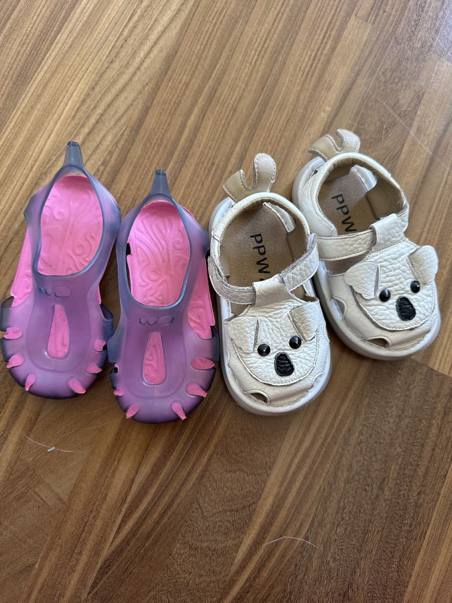 Scarpe per ragazze: Lot sandales 23 – Usato da Veyras venduto da lolotte6971