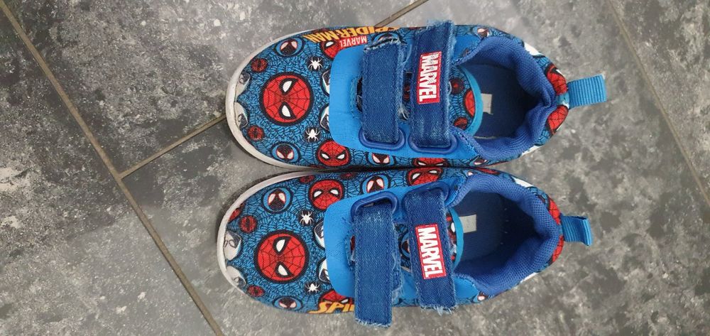 Marvel Spiderman Shooting Target Geschenkset für Kinder