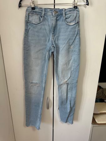 Jeans Zara Grösse 152