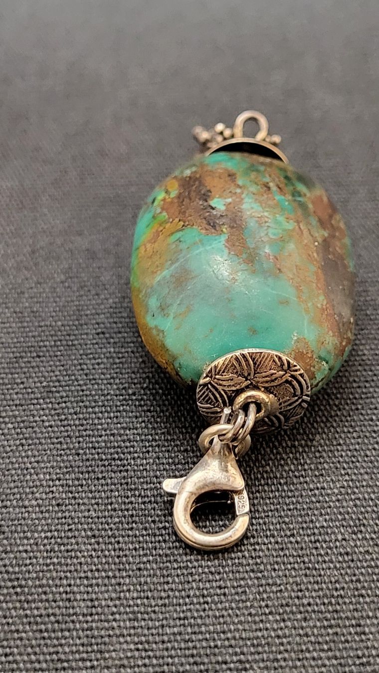 Anhänger: Türkis-Anhänger mit Silber-Karabiner – Gebraucht aus Basel von spinne02 4