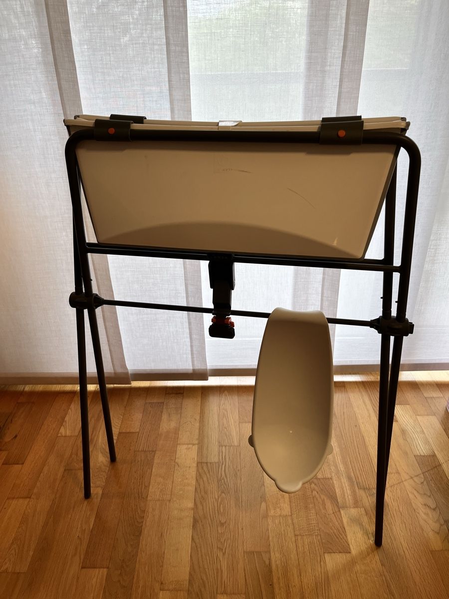 Stokke Vasche da bagno: Vaschetta bagnetto bebè Stokke con supporto – Usato da Sorengo venduto da R.B.8276 1