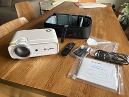 VANKYO LEISURE 430 Projektor mit Tragetasche und Zubehör