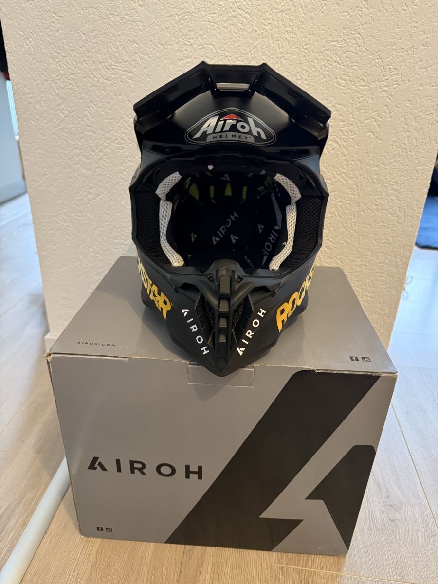 Airoh Helme & Visiere: Casque motocross Airoh L – Neu und originalverpackt aus Cornol von Tim217 1