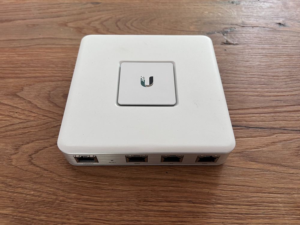 Ubiquiti UniFi Security Gateway USG Router (Gebraucht) in Uitikon ...
