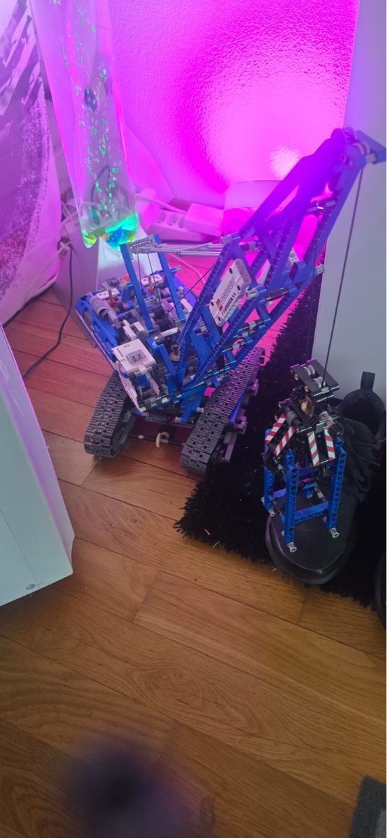 Lego Jouets: Kran Lego Technik motorisiert oo  – D'occasion à Spiez par sko_d9bg