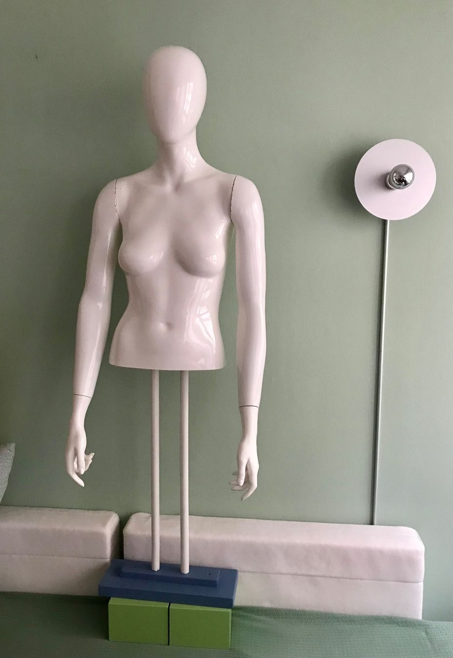 Sonstige Dekorationen & Accessoires: Schaufensterpuppe Torso Vintage 90er – Gebraucht aus Basel von nostanz