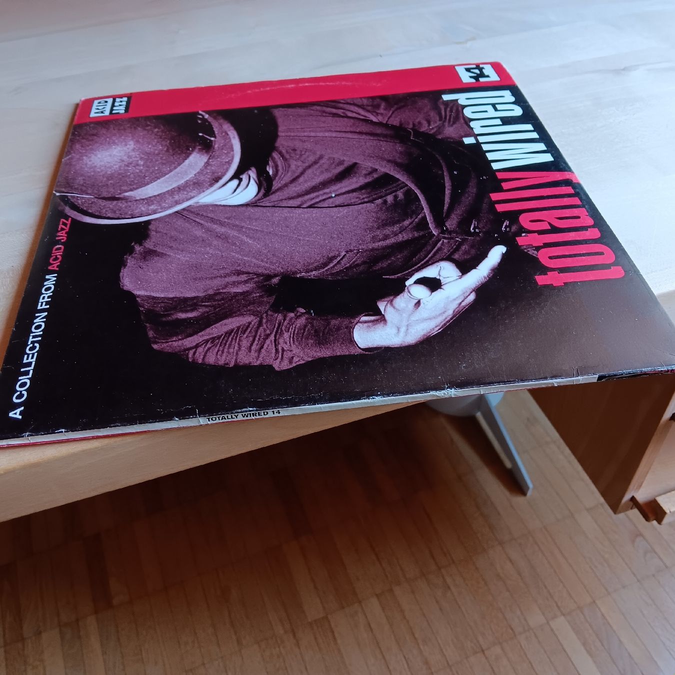 Dischi in vinile: Acid Jazz Vinyl Totally Wired 14 – Usato da Chur venduto da chr_b2cn 2