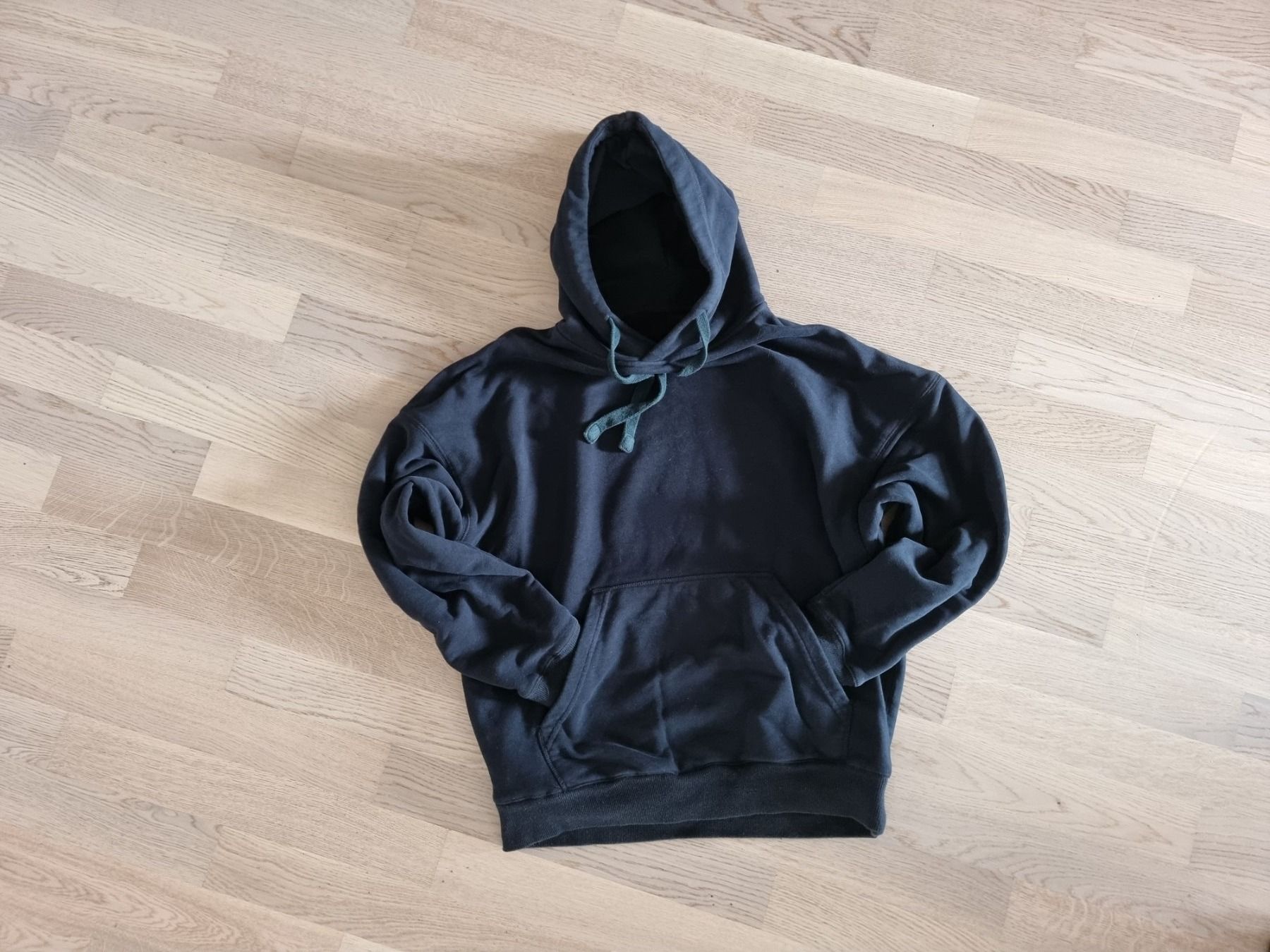 Pullover & Sweatshirts: Schwarzer Hoodie "Let's Chant! 2020" – Gebraucht aus Goldach von Cooky2011 2