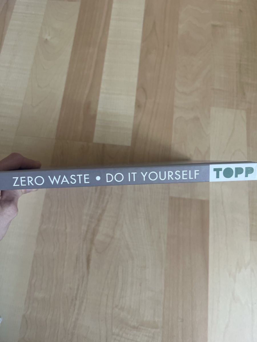 Libri: Zero Waste - Do it Yourself – Nuovo (secondo la descrizione) da Goldach venduto da aylight 3