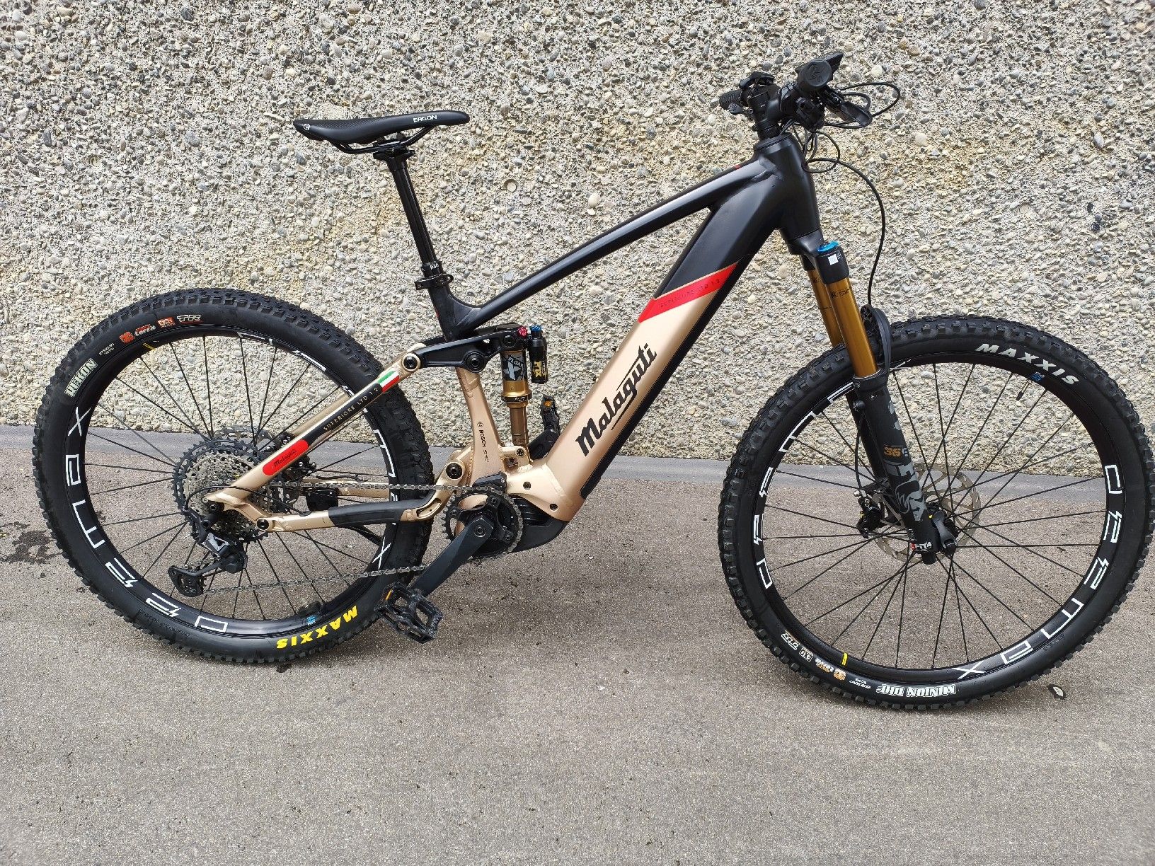 Malaguti Velos: E-bike Malaguti LTD 1.2  Grösse S – Gebraucht aus Zürich von luc_mf5d