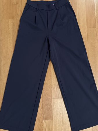 Zwei mal gleiche Hose