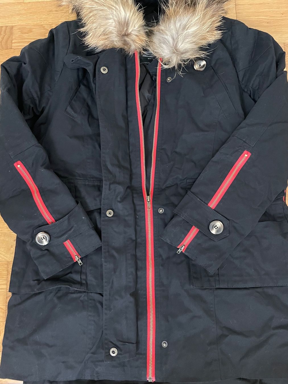 Giacche: Jacke / Parka mit Echtfellkragen – Nuovo e nell'imballaggio originale da Grenchen venduto da iagiag 2