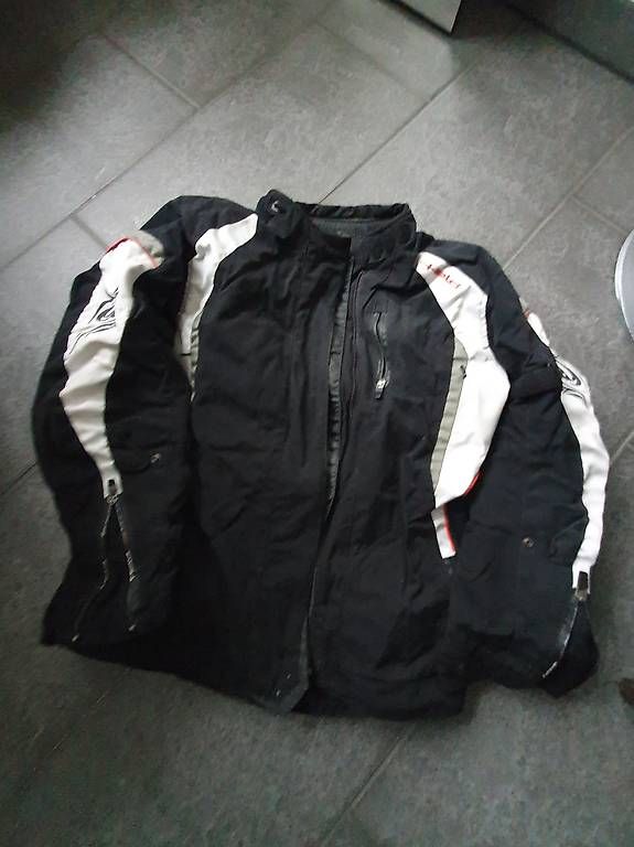 Giacche: Motorradjacke – Usato da Lyss venduto da Staernli