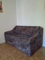 Gemustertes Sofa (ausziehbar)