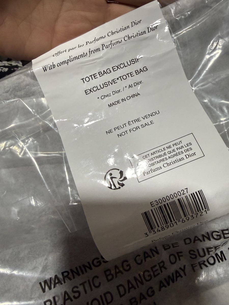 Dior Taschen: Dior Black Mesh Tote – Neu und originalverpackt aus Luzern von sas_r89l 3