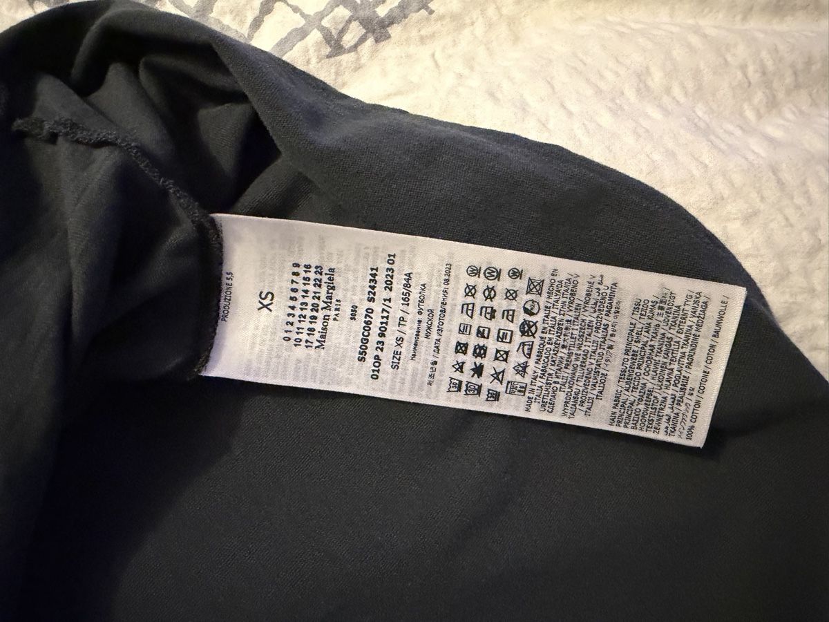 Maison Margiela T-shirts: T-shirt maison margiela – D'occasion à Conthey par LuCavalli 1