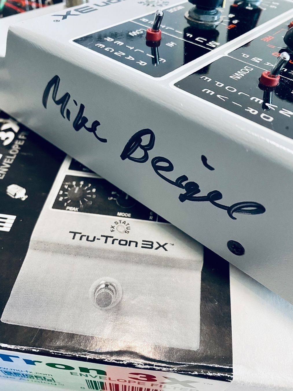 Strumenti musicali: Mu-Fx Tru-Tron 3X Envelope Filter – Usato da La Neuveville venduto da Mili. 1