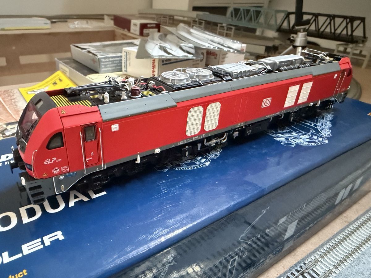 Modellini di ferrovie: Sudexpress Euro dual Br 159 DB AC digital  – Nuovo (secondo la descrizione) da Bercher venduto da Dispo0
