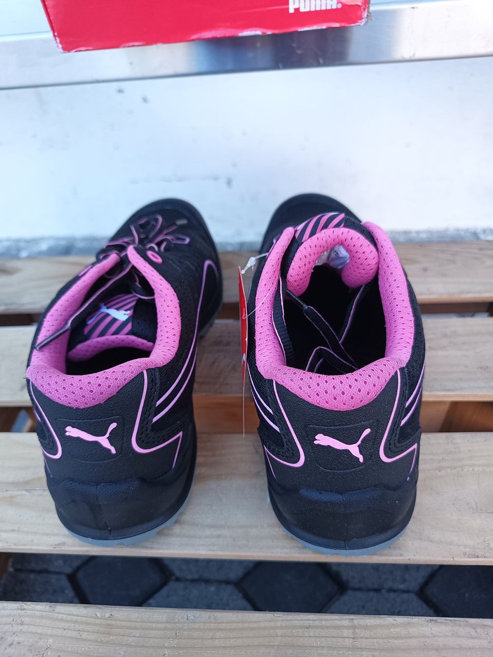 Puma Damenschuhe: Puma Sicherheitsschuhe S1P ESD SRC 42 – Neu und originalverpackt aus Oberegg von 19franzi94 4