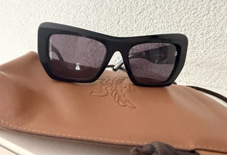 Mcm Occhiali & Lenti: MCM Sonnenbrille Schwarz  – Nuovo (secondo la descrizione) da Bütschwil venduto da hfs2010