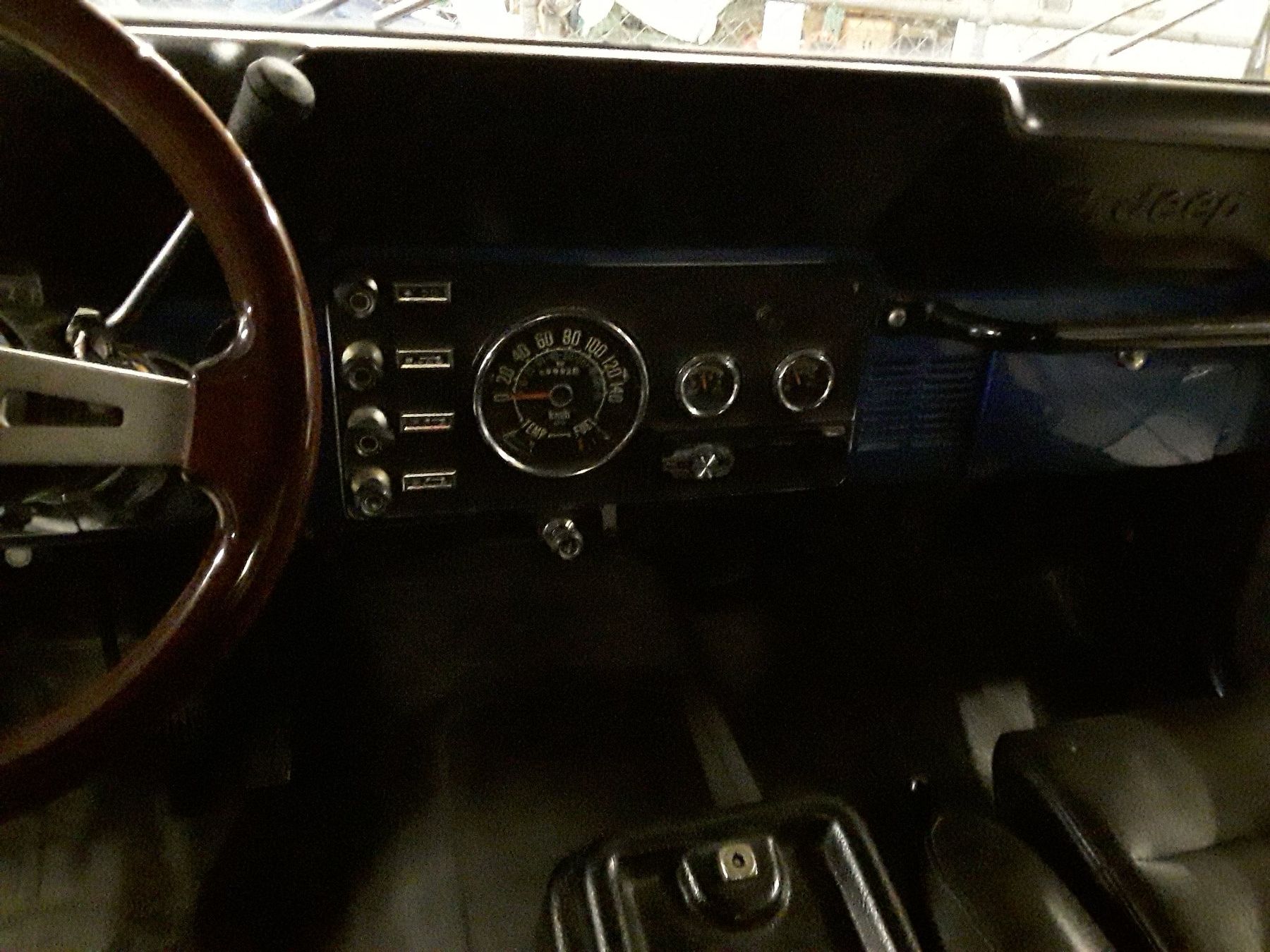 Jeep Automobili: Jeep CJ 7 V8 – Usato da murgenthal venduto da Vision05 6