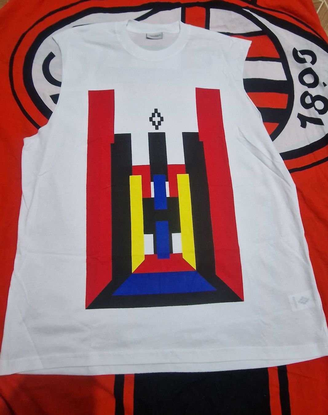 Marcelo burlon T-shirt: Débardeur Marcelo Burlon – Usato da Mont-sur-Lausanne venduto da Didinho