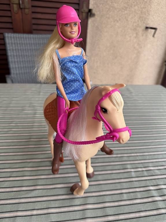Puppen: Barbie à cheval  – Gebraucht aus Troinex von Steph_muller