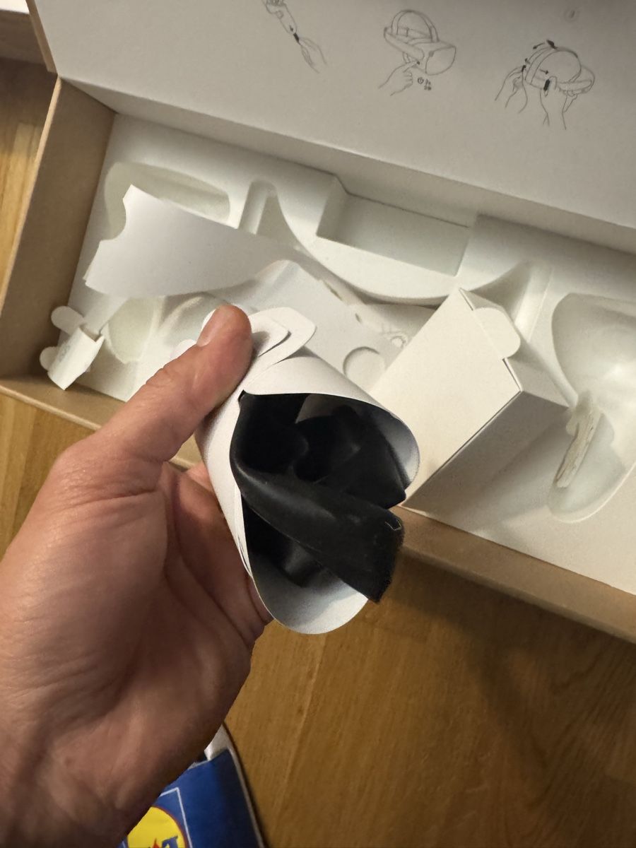Meta Casco VR: Meta quest 2 + BOBOVR STRAP + Stand – Usato da Ostermundigen venduto da RetroOwl 1