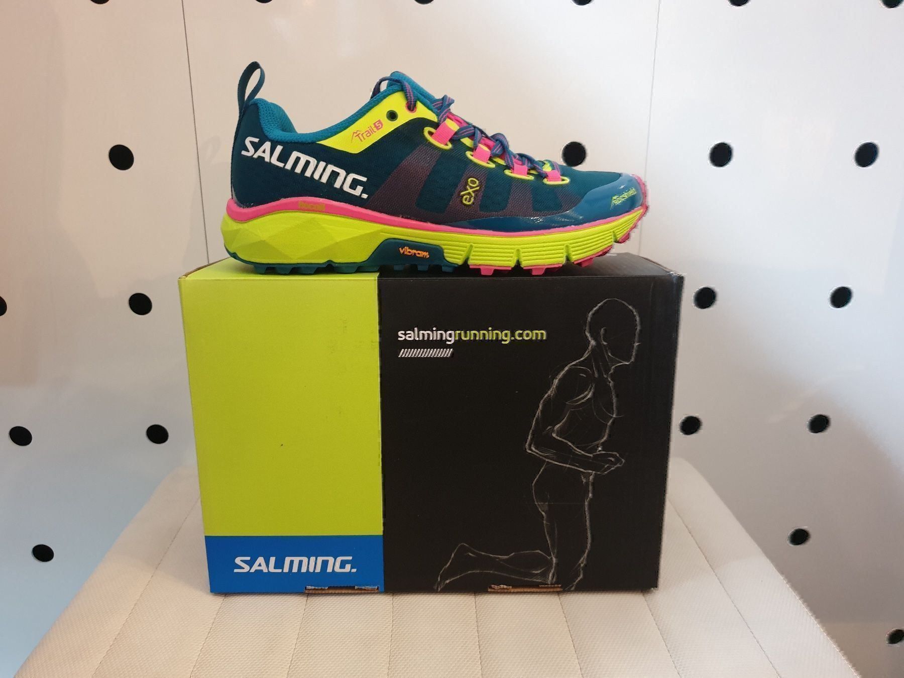 Damenschuhe: SALMING TRAIL 5       Gr. 36 2/3 / 23 cm – Neu und originalverpackt aus Zürich von LIQUIDATOR.CP