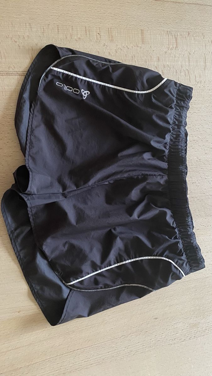 Odlo Pantaloni: Odlo Damen Laufhose Gr. S  – Usato da thun venduto da Natsteffen