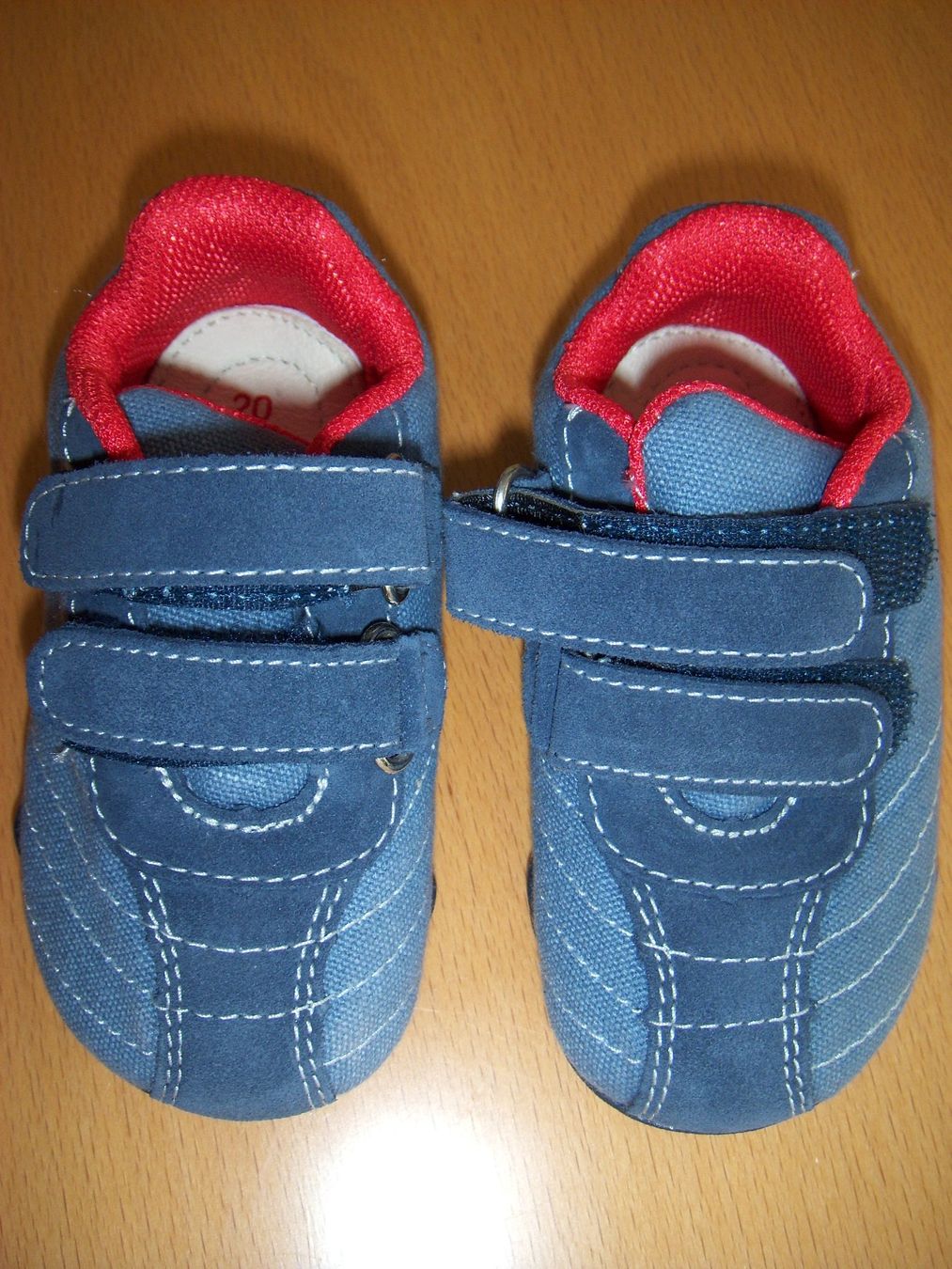 Schuhe für Jungen: Schuhe Gr. 20 - ungetragen – Neu (gemäss Beschreibung) aus Nussbaumen AG von Sumopi