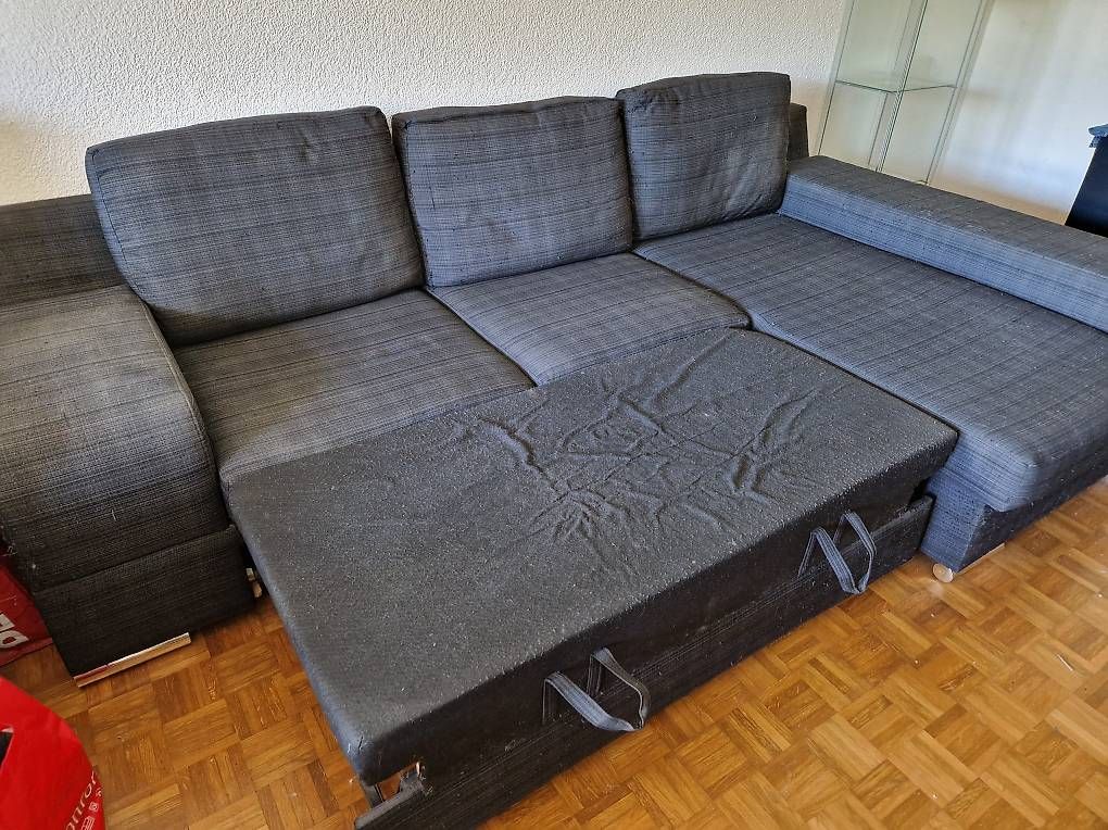 Sofas: Canapé lit a donner – D'occasion à Montherod par Spartan148 1