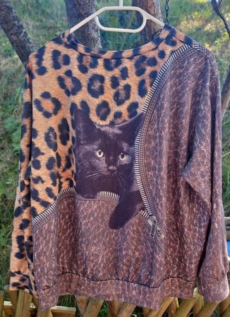 Pull-over imprimé léopard avec motif chat taille xl /50