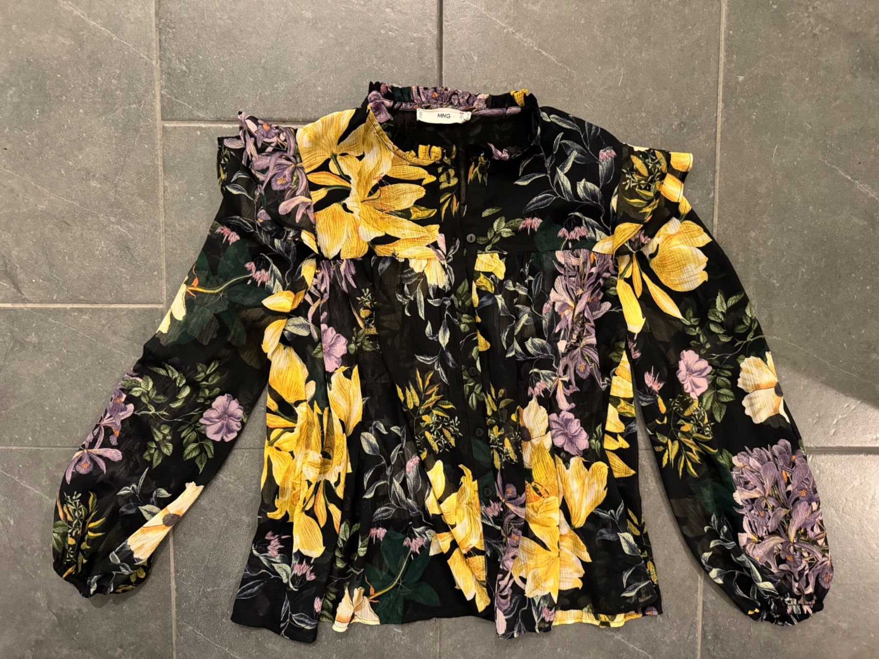 Camicette: Bluse von Mango – Usato da Dübendorf venduto da Sonibell 1