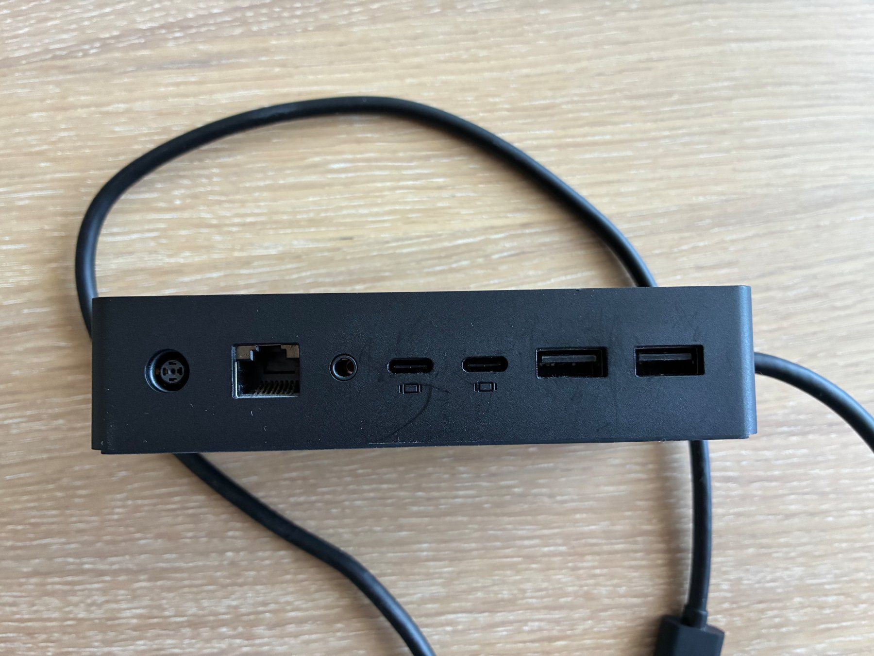 Microsoft Docking station: Surface Dock 2 inkl. Netzteil – Usato da Moosseedorf venduto da jfr_7zzy 1