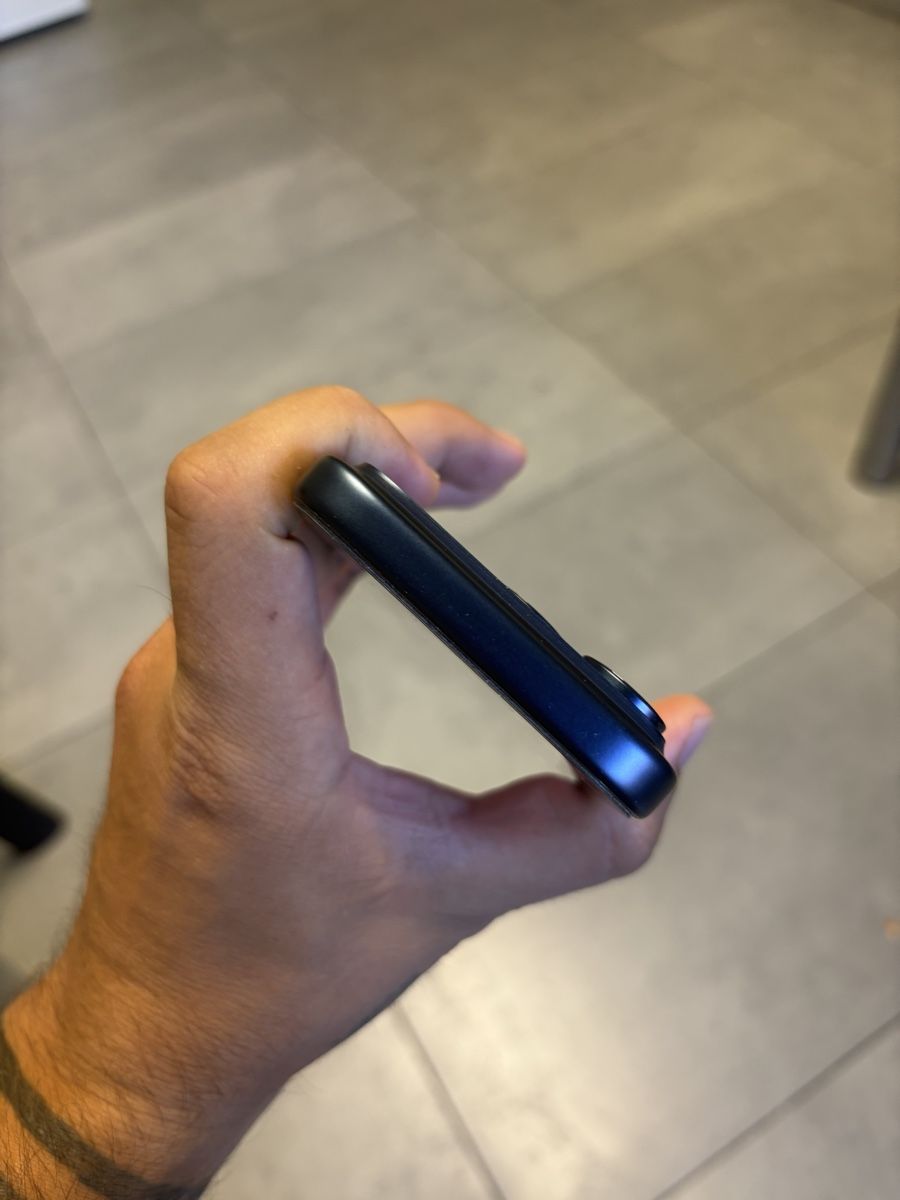 Apple Handys / Smartphones: iphone 17pro 256g – Gebraucht aus Crissier von ali_rbh9 2