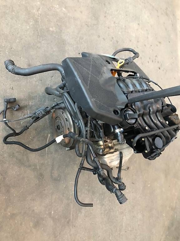 VW Motori: Motor von VW Golf 4 1,6l AKL – Usato da Safenwil venduto da vw-teile 1