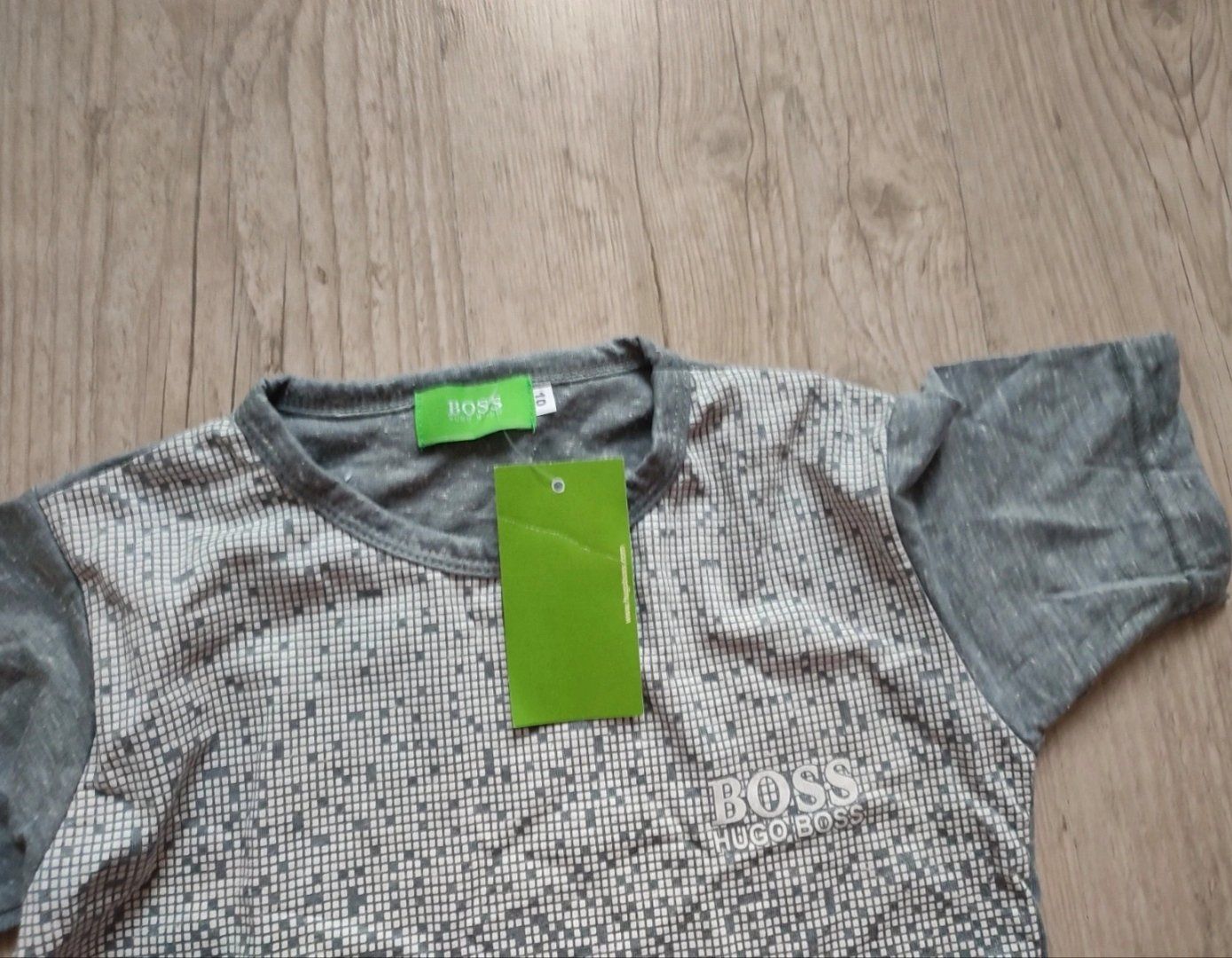 Hugo Boss Hemden, T-Shirts & Polos: T-shirt Hugo boss neuf 10 ans – Neu und originalverpackt aus Leytron von SoniaGreen 2