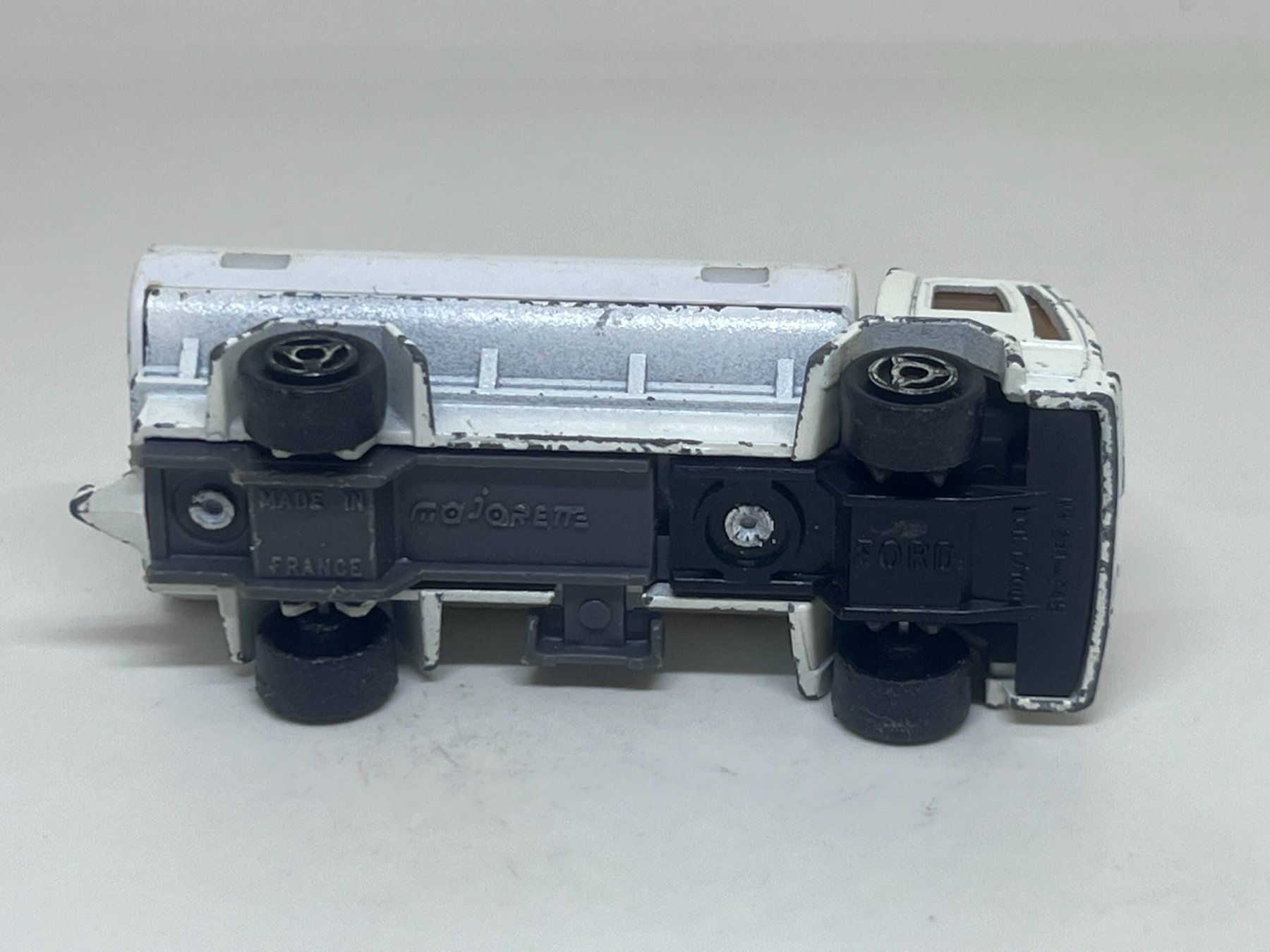 Majorette Modellini d'auto: Majorette Ford Truck #562 – Usato da Wildegg venduto da LaaBoutique 3